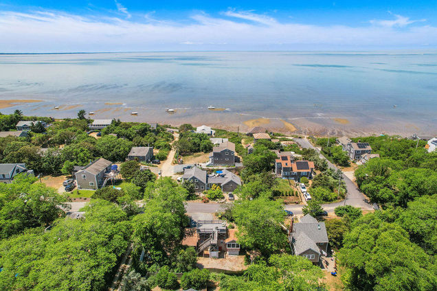 118 Bay Road
