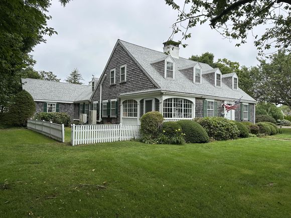 109 Pleasant Street