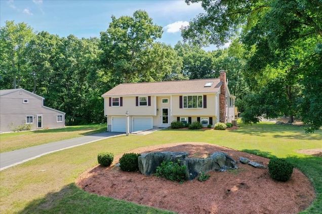 23 Stagecoach Dr. Ashland, MA House Sold - Photo 1 of 33. Opens carousel modal