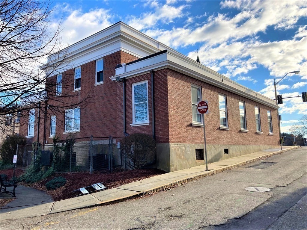 979 Main St, Walpole, MA 02081 Estately 🧡 MLS 72819273