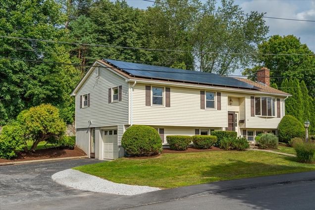 34 Westchester Dr. Auburn, MA House Sold - Photo 1 of 42. Opens carousel modal