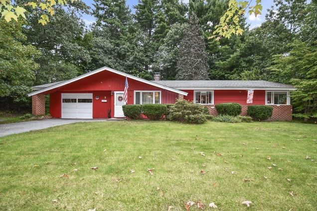 3 Clarissa Rd Chelmsford, MA House Sold - Photo 1 of 15. Opens carousel modal