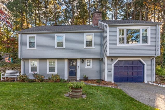33 Locksley Road Lynnfield, MA House Sold - Photo 1 of 41. Opens carousel modal