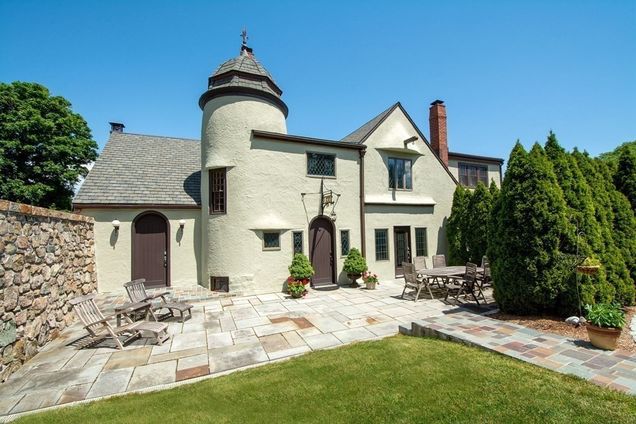 21 Howe Rd. Cohasset, MA House Sold - Photo 1 of 33. Opens carousel modal
