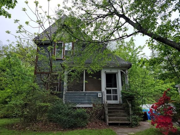 21 Washington Ave Andover, MA House Sold - Photo 1 of 35. Opens carousel modal