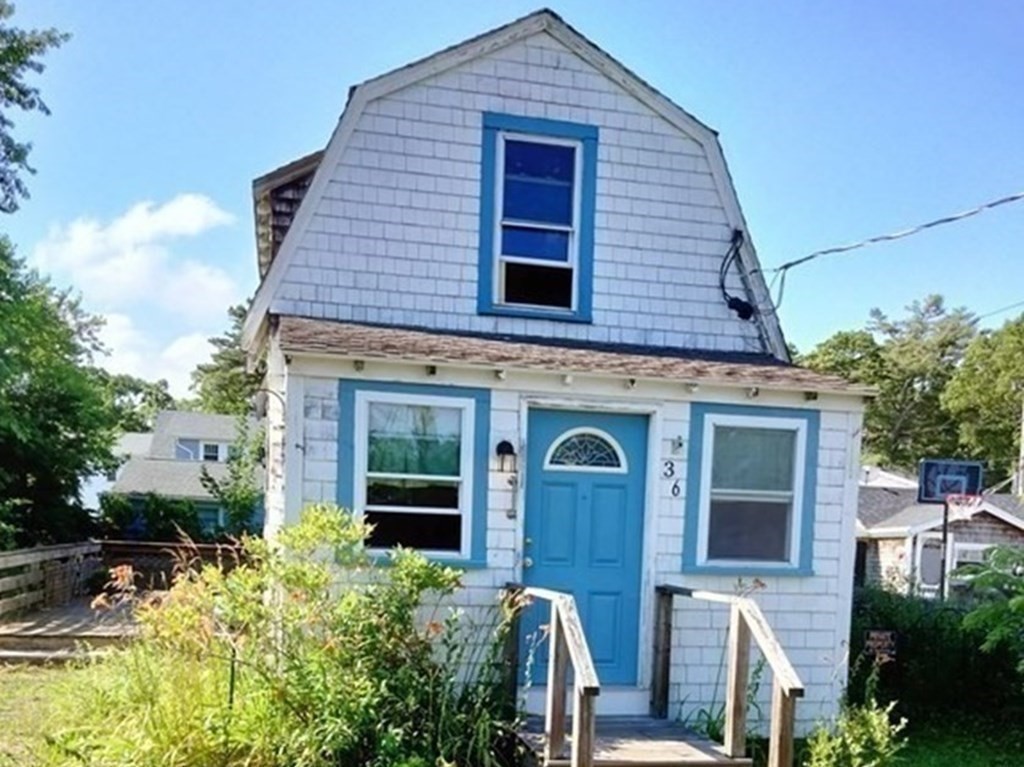 36 Chippewa Dr, Wareham, MA 02532 Estately 🧡 MLS 73012973
