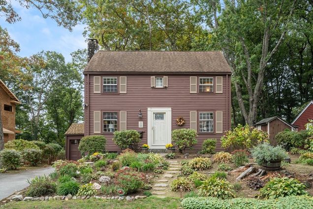 36 Bay View Road Wellesley, MA House Sold - Photo 1 of 30. Opens carousel modal