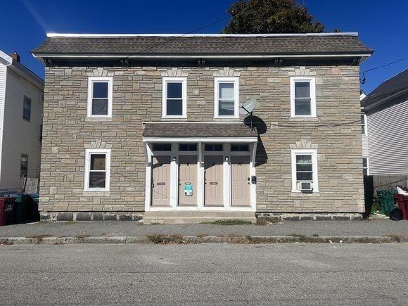 4 10 Oak St Lowell, MA Multifamily Sold - Photo 1 of 18. Opens carousel modal