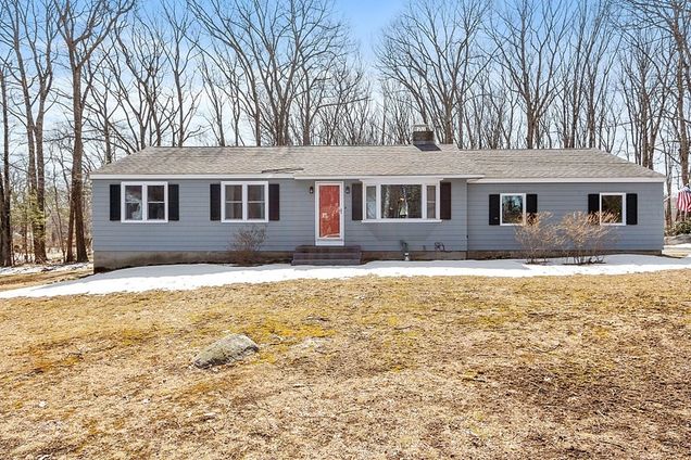 3 Trotting Road Chelmsford, MA House Sold - Photo 1 of 42. Opens carousel modal