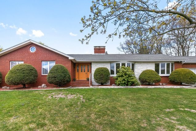 224 Erin Ln Ludlow, MA House Sold - Photo 1 of 42. Opens carousel modal