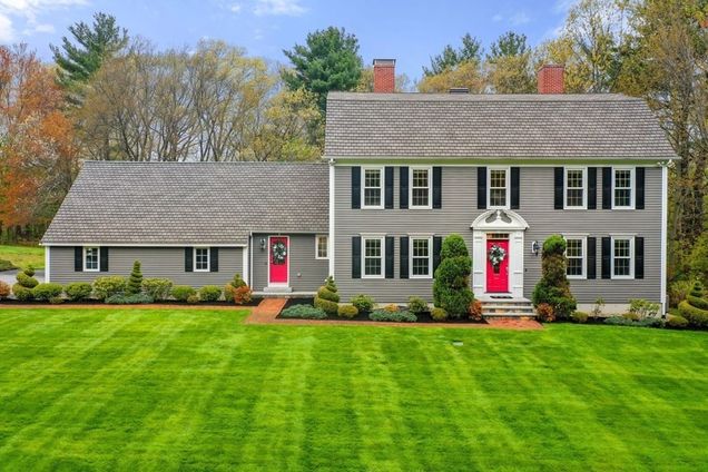 7 Charles Way Chelmsford, MA House Sold - Photo 1 of 30. Opens carousel modal