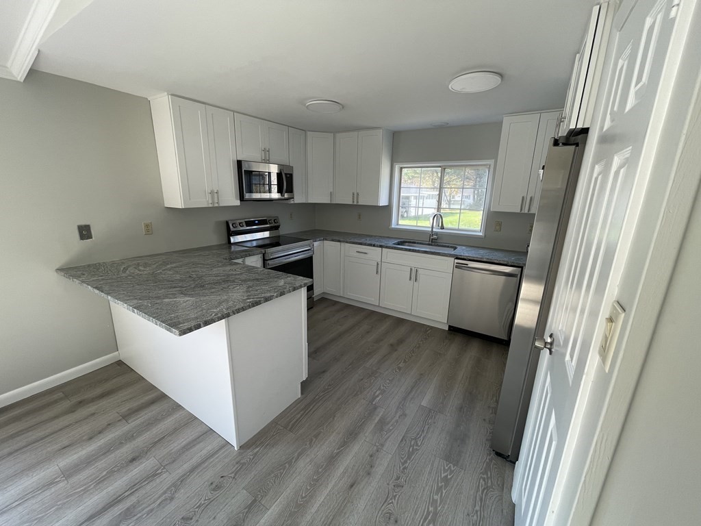 8 Douglas Dr  