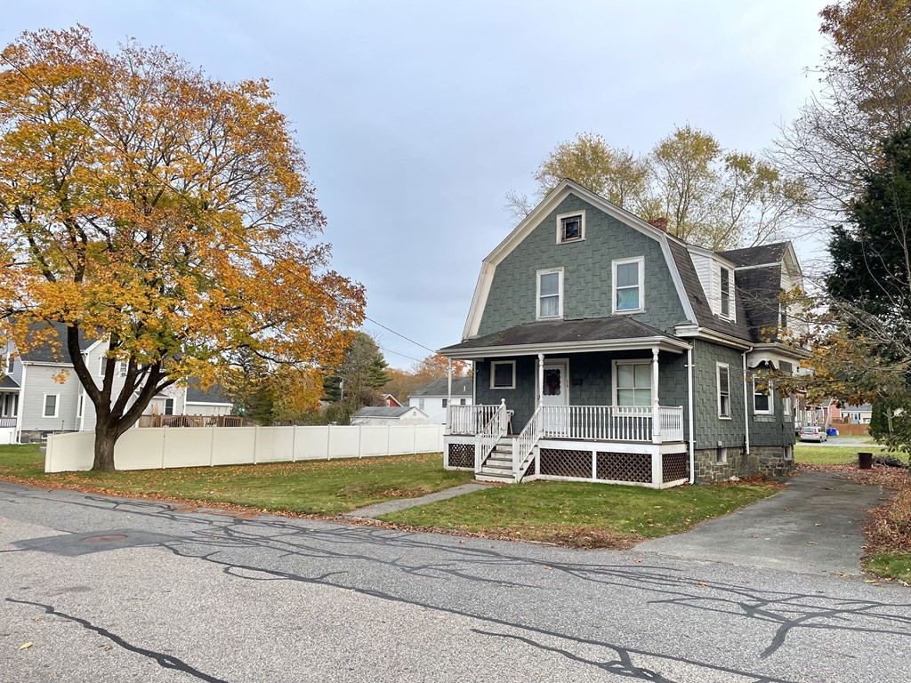 16 GREYLOCK Ave  