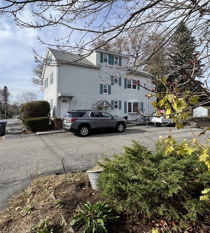 5 7 Kensington Ave  