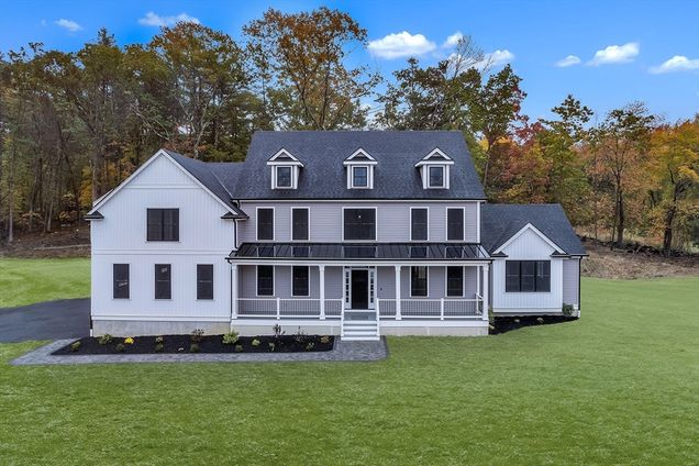124 Meadow Rd