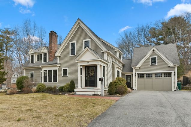19 Smith Road Hingham, MA House Sold - Photo 1 of 18. Opens carousel modal