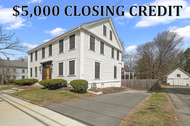 12 Salem St Unit 2