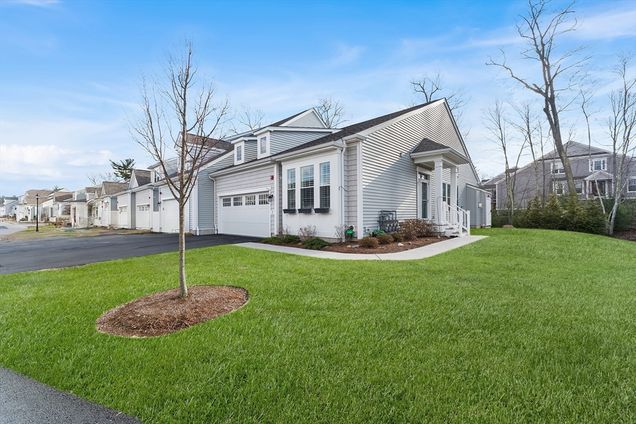 7 Sienna Cir Unit 7 Upton, MA Condo Sold - Photo 1 of 24. Opens carousel modal