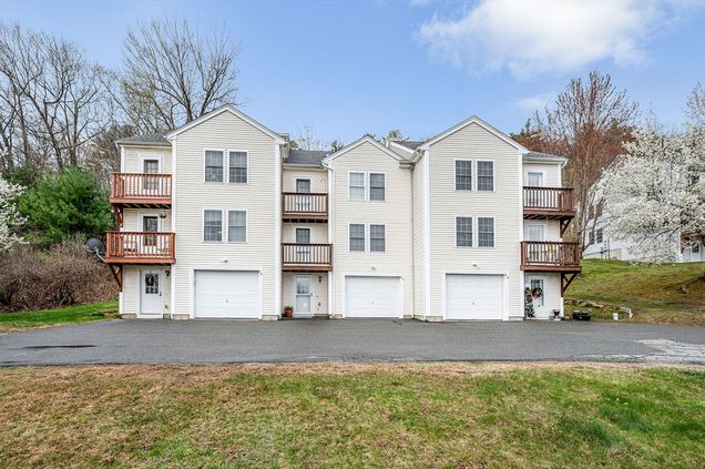 22 W Meadow Estates Dr Unit 22 Townsend, MA Condo Sold - Photo 1 of 42. Opens carousel modal