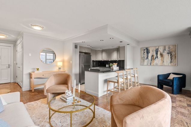 151 Tremont St Unit 8S