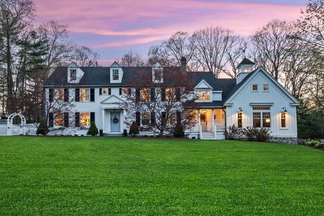 150 Brentwood Circle North Andover, MA House Sold - Photo 1 of 42. Opens carousel modal