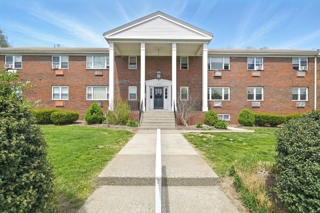 20 Regency Park Drive Unit 20 Agawam, MA Condo Sold - Photo 1 of 34. Opens carousel modal