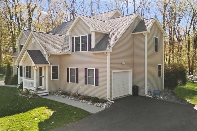 8 Scott Ter Unit 7 Holden, MA Condo Sold - Photo 1 of 42. Opens carousel modal