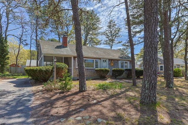 19 Hickory Ln Dennis, MA House Sold - Photo 1 of 9. Opens carousel modal