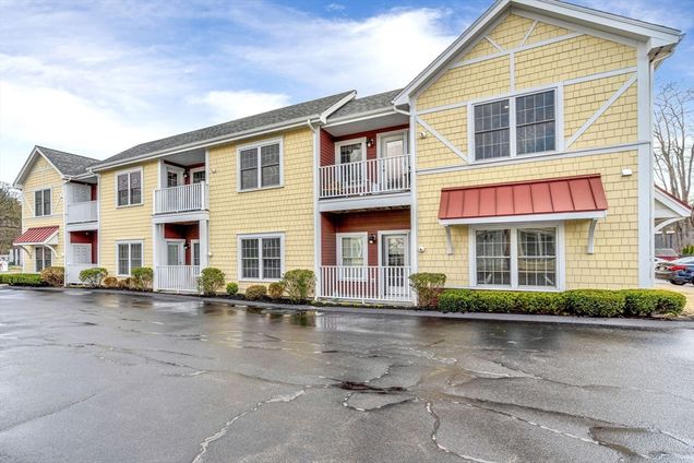 54 Loomis St Unit 2202 Bedford, MA Condo Active - Photo 1 of 28. Opens carousel modal
