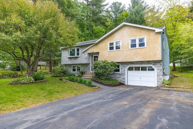 10 Dolan Road Billerica, MA House Sold - Photo 1 of 26. Opens carousel modal