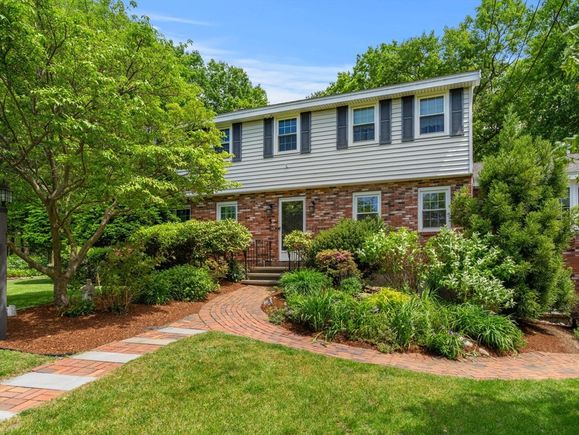 5 Hansen Ave Burlington, MA House Sold - Photo 1 of 25. Opens carousel modal