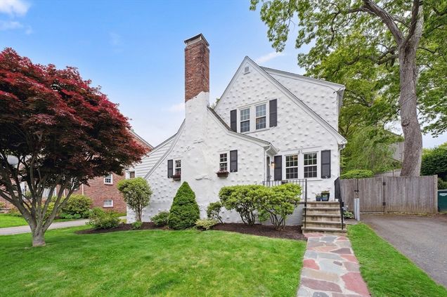 41 Laurel Drive Needham, MA House Sold - Photo 1 of 30. Opens carousel modal