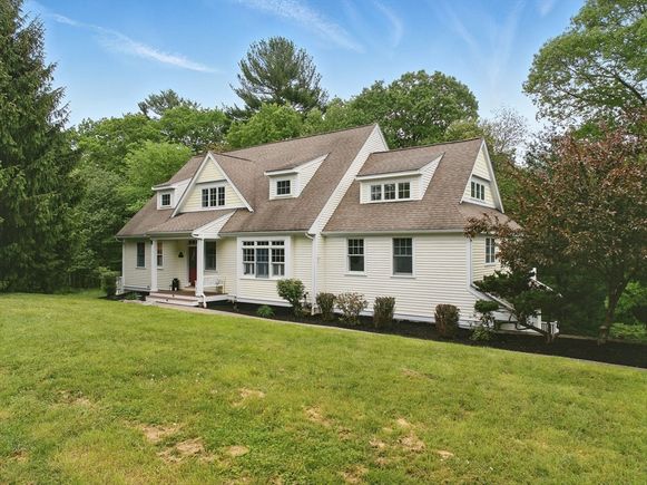 93 Cricket Lane North Andover, MA House Sold - Photo 1 of 42. Opens carousel modal