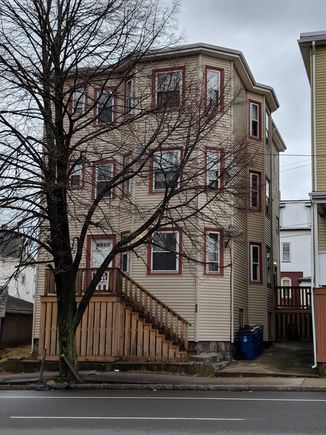88 State Road Unit 2 Revere, MA Apartment Active - Photo 1 of 11. Opens carousel modal