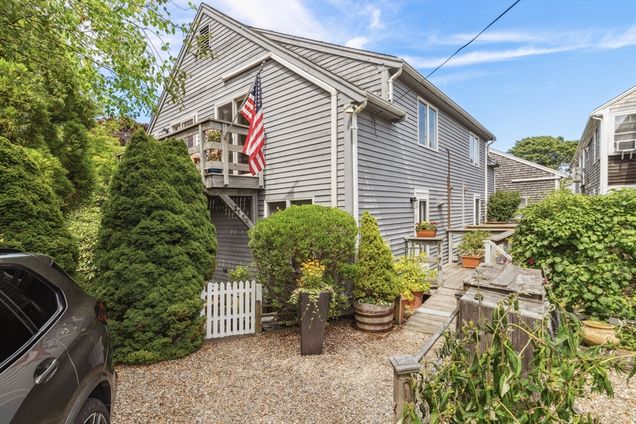 27 Court Street Unit U7B