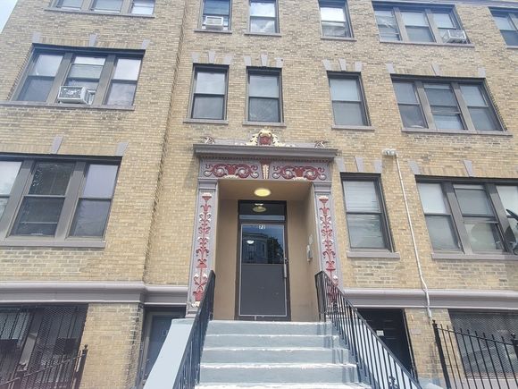 72 Walnut Park Unit 3 Boston, MA Apartment Active - Photo 1 of 12. Opens carousel modal