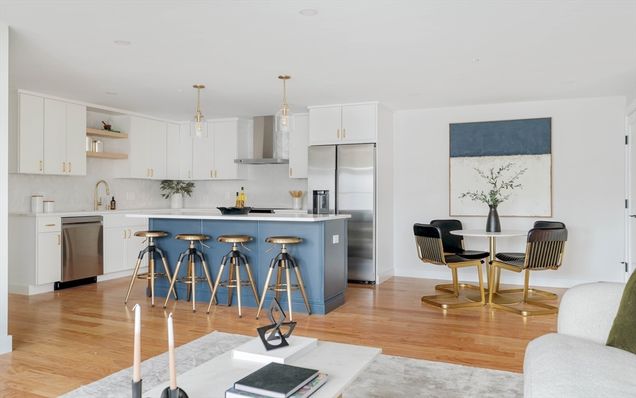 655 Saratoga Street Unit 201