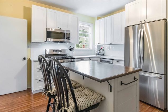 14 Torrey St Unit 1