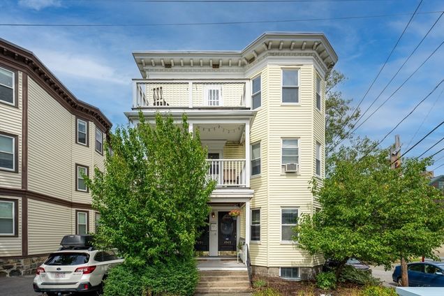 1049 1051 Massachusetts Avenue Unit 3