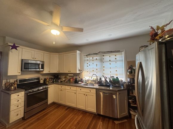 8 Foskett St Unit 2 Somerville, MA Apartment Active - Photo 1 of 20. Opens carousel modal