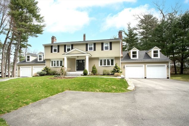 474 King St Unit 474 Cohasset, MA Townhouse Active - Photo 1 of 30. Opens carousel modal