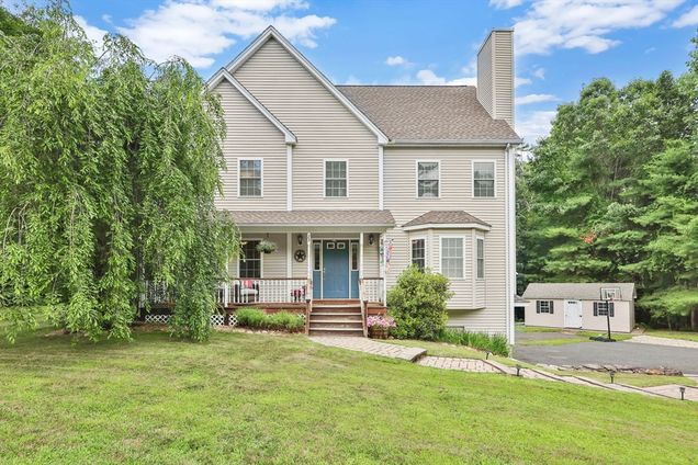23 Fieldstone Dr