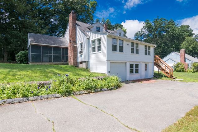 21 Delmor Ave