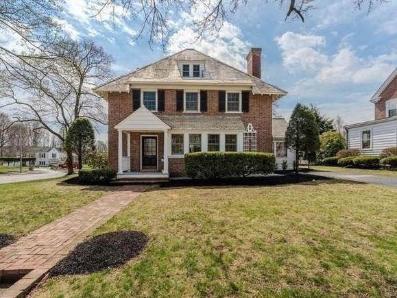 2 William St Andover, MA House Active - Photo 1 of 20. Opens carousel modal