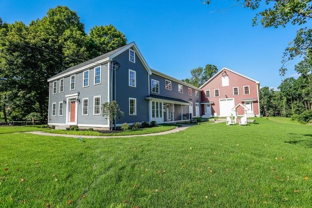 24 Boston Rd Unit 4 Westford, MA Townhouse Active - Photo 1 of 20. Opens carousel modal