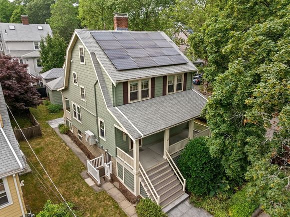 215 Highland Avenue