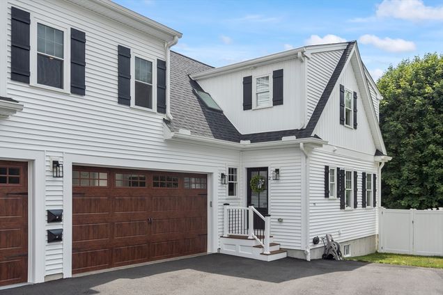 106 Ash Street Unit 2