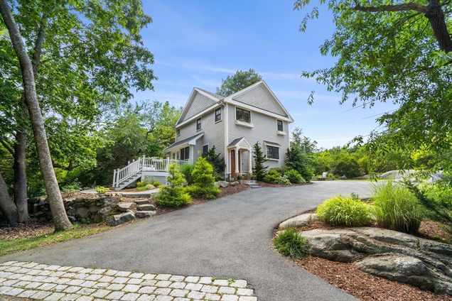 3 Cabot Ln Unit 3