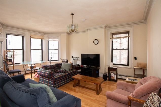 10 Davis Ave Unit C Brookline, MA Apartment Active - Photo 1 of 17. Opens carousel modal