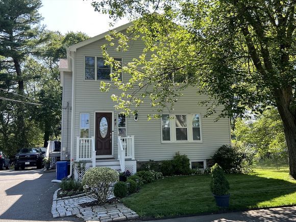 47 Fairmount Ave Saugus, MA House Active - Photo 1 of 28. Opens carousel modal